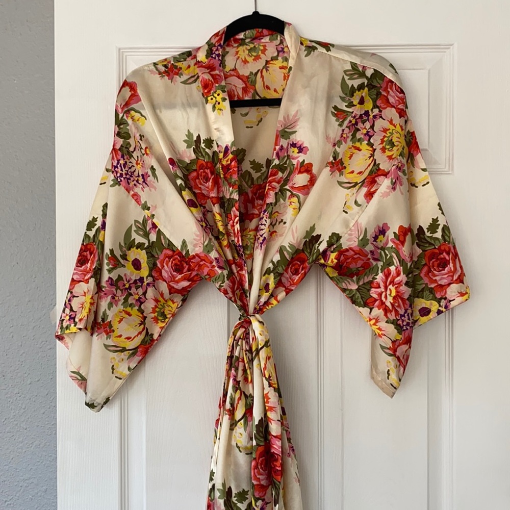 Ivory Silk Robe